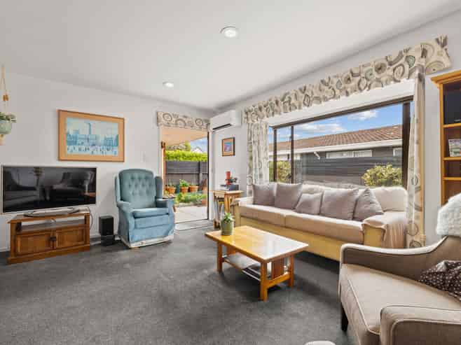 2/32 Picton Avenue, Riccarton