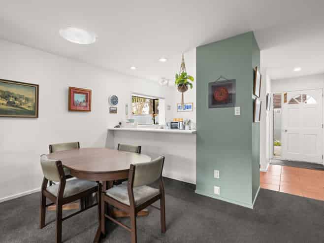2/32 Picton Avenue, Riccarton