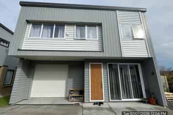 42d Don Buck Road, Massey