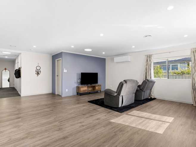 5 Bryant Road, Brightwater