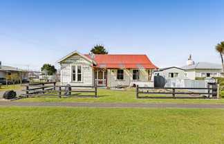 58 Ngatai Street, Manaia
