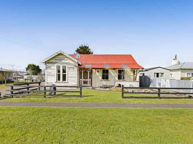58 Ngatai Street, Manaia