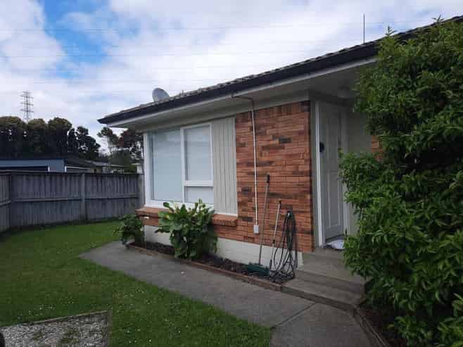 3/8 Paul Place , Pakuranga