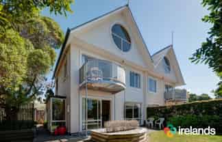 C/78 Esplanade, Sumner