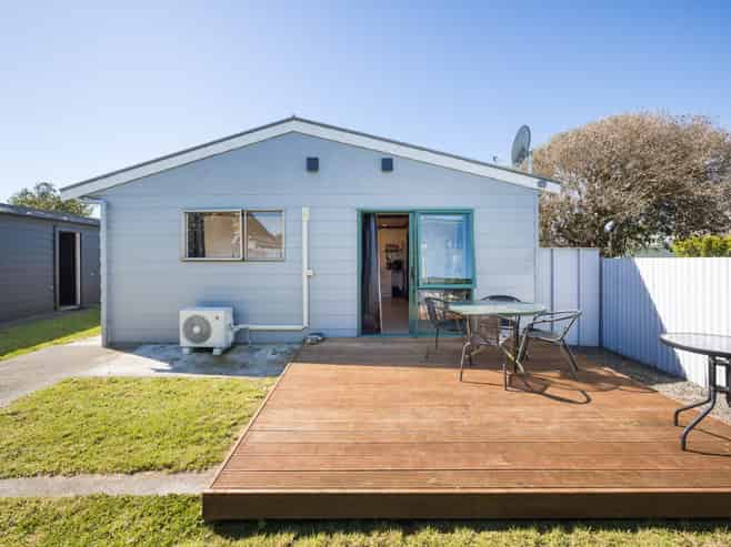 20 Avenue Road, Foxton