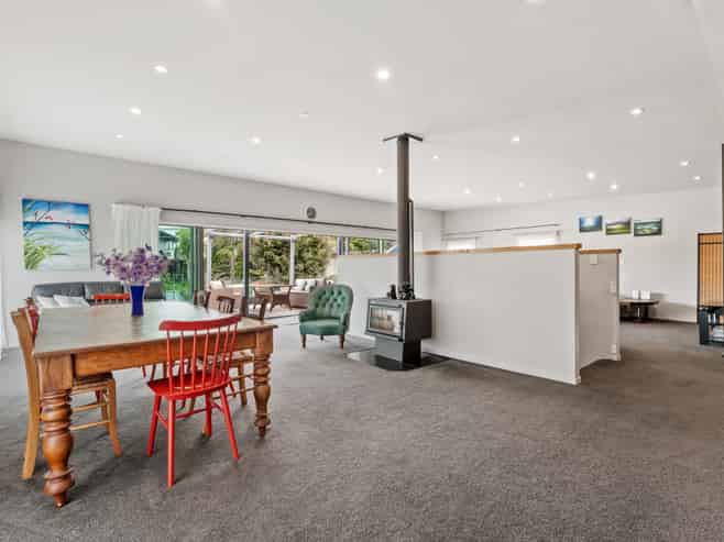 1257 Whangaparaoa Road, Gulf Harbour