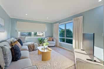 155 Field Way, Waikanae Beach