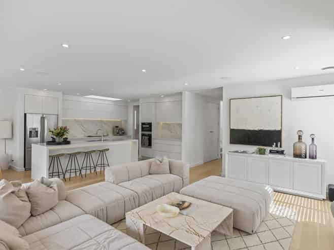 10 Richard Street, Westmere