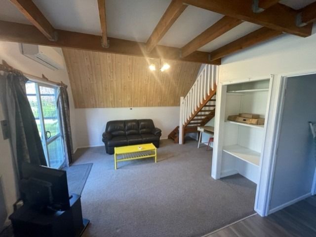 Barn House Living 3