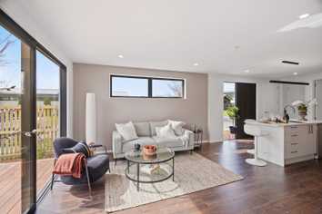 23 Carnaveron Drive, Lincoln
