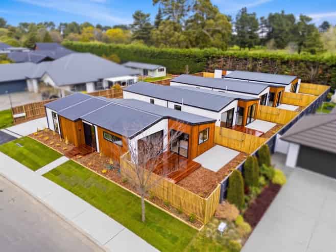 23 Carnaveron Drive, Lincoln