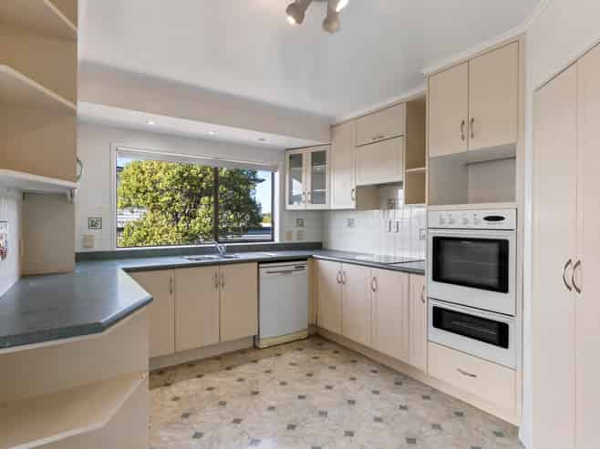 43A Eastcliffe Road, Castor Bay