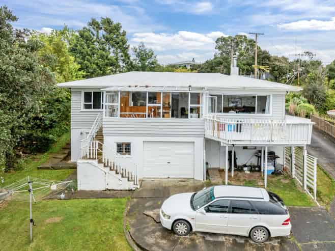 95 Anzac Road, Morningside
