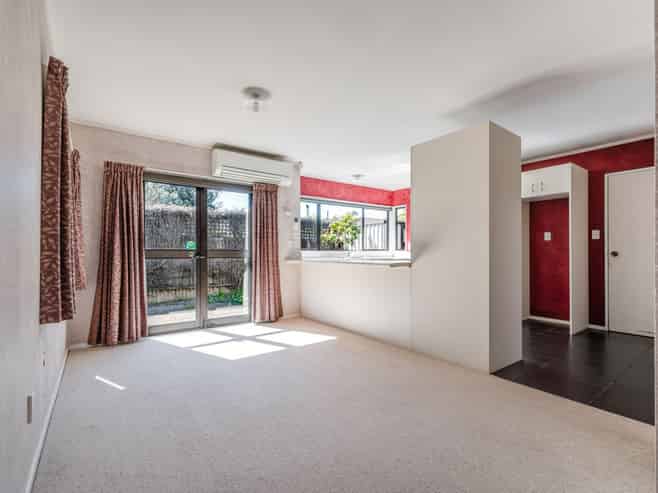 30A Miro Street, Takaro