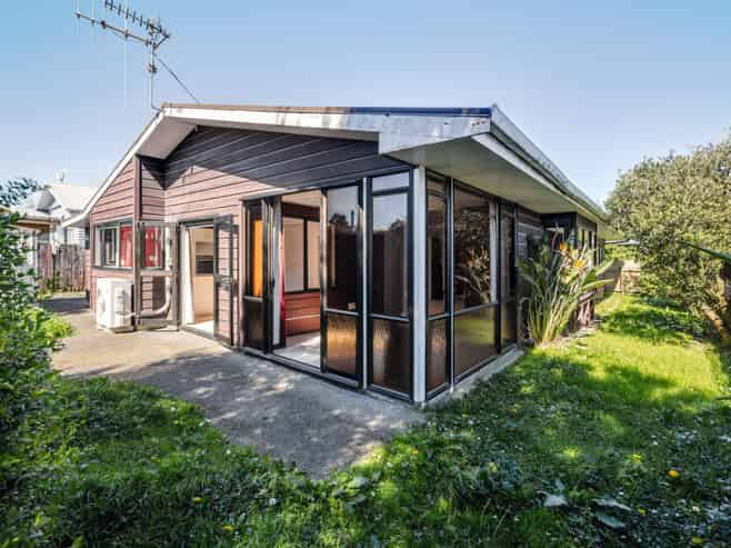 30A Miro Street, Takaro