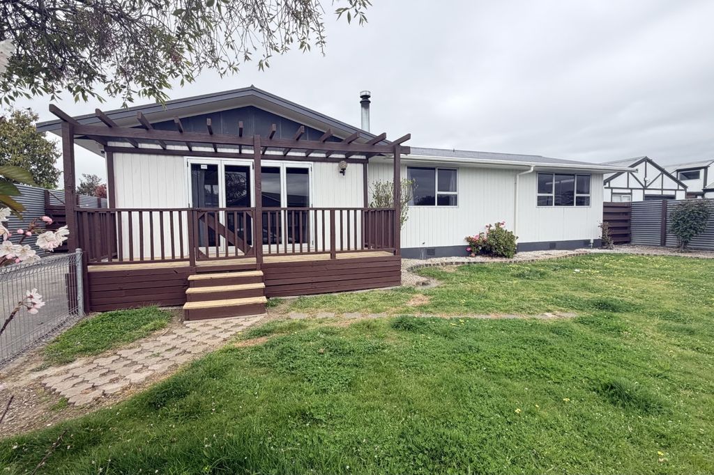 Cortes Crescent, Flaxmere 1