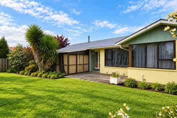 10 Parker Street, Hornby