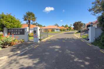11 Gillett Place, Botany Downs