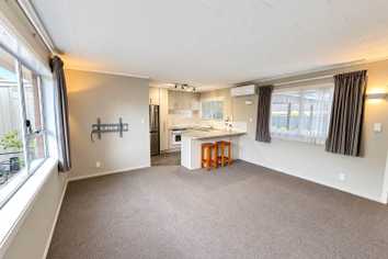 1/6 Liam Place, Half Moon Bay