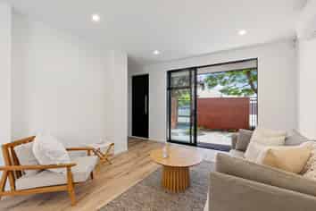 83B Browns Road, Saint Albans