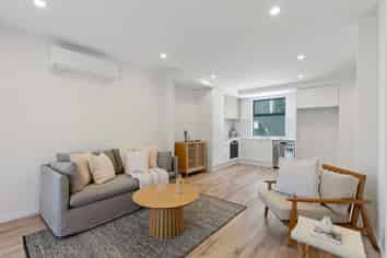 83B Browns Road, Saint Albans