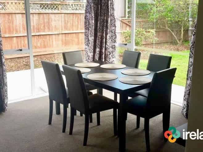 Room 5/6 Mermaid Place, Southshore