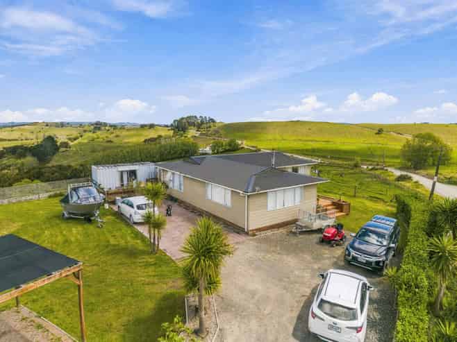 535 Oruawharo Road, Wellsford