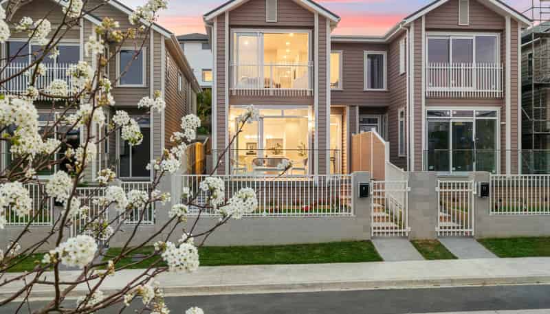 9 Skulander Crescent, Millwater