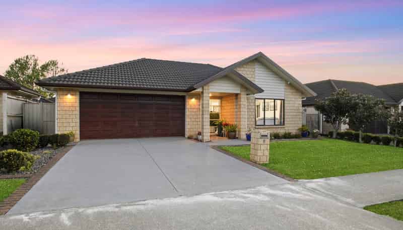 12 Plantation Avenue, Flat Bush