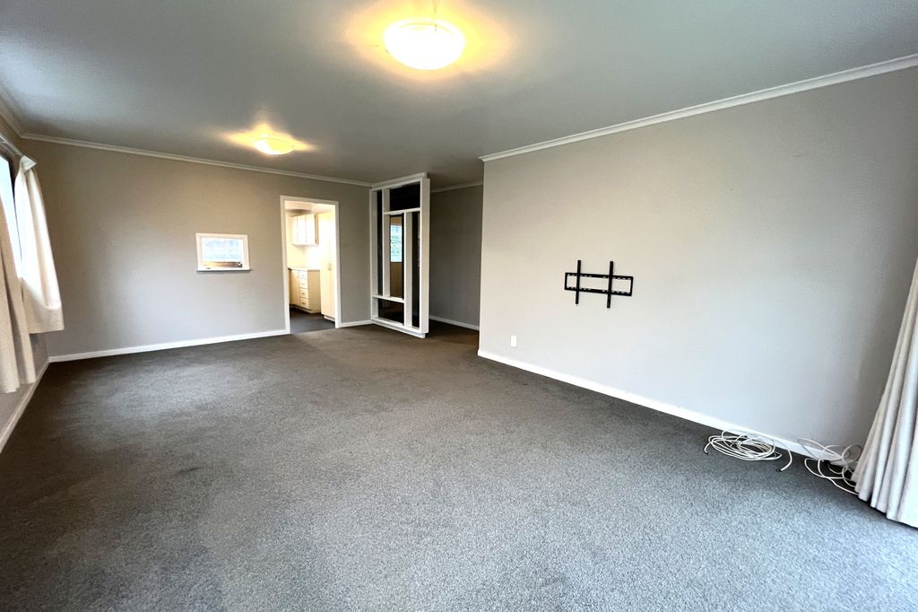 3 bedroom end townhouse 3