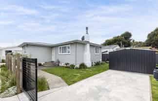 1215 Norfolk Crescent, Mayfair