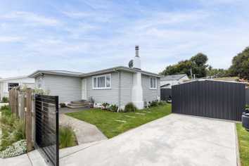 1215 Norfolk Crescent, Mayfair