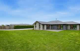11 Perendale Place, KIRWEE