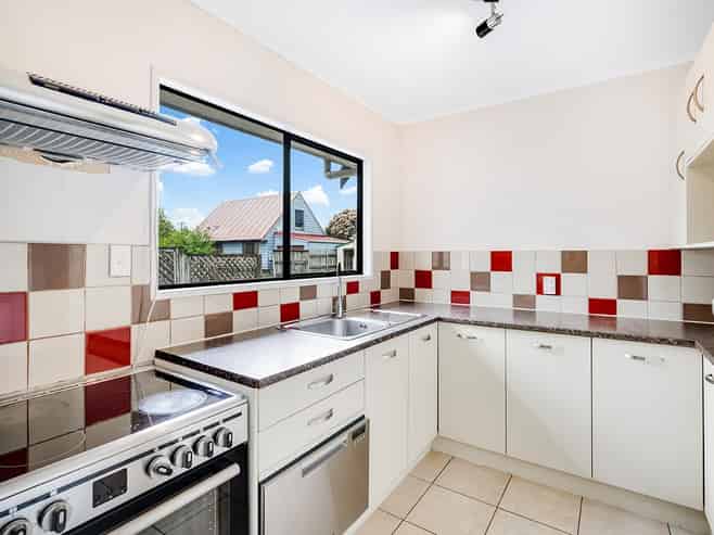 9 Lickfold Lane, Pukete