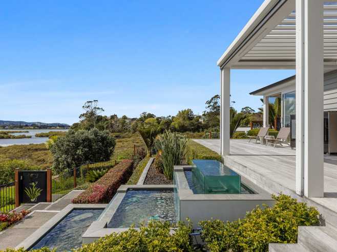 10 Miran Lane, Red Beach