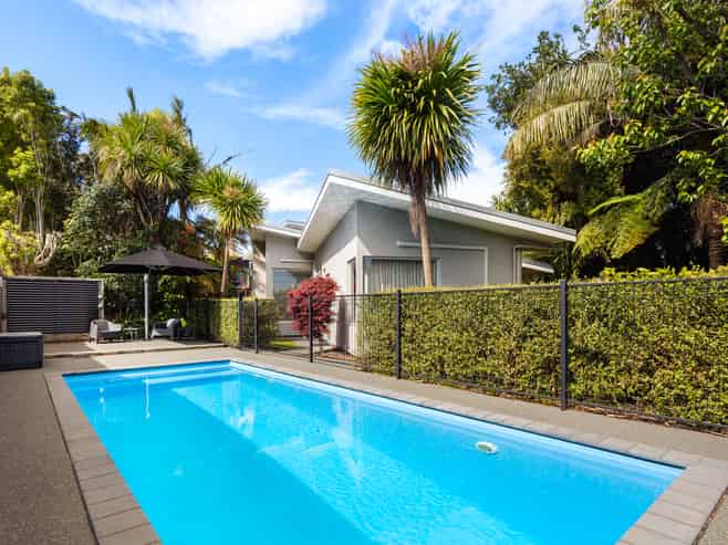 27 Island Road, Whataupoko