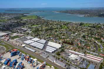 ROAD FRONT WAREHOUSE & SHOWROOM PANMURE