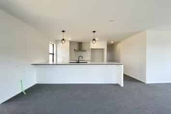 42 Quinn Crescent, Woodend
