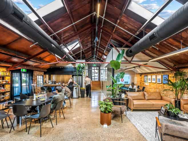 LONG TERM LEASE – STUNNING CHARACTER FREEHOLD
