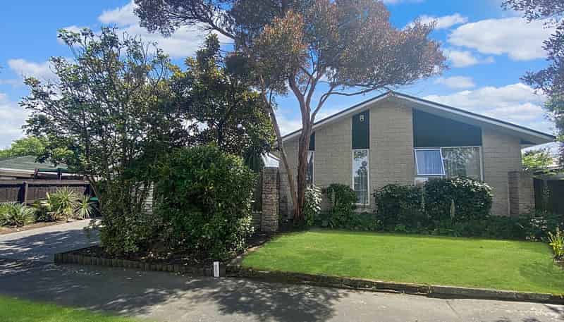 3 Fenmere Place, Burwood