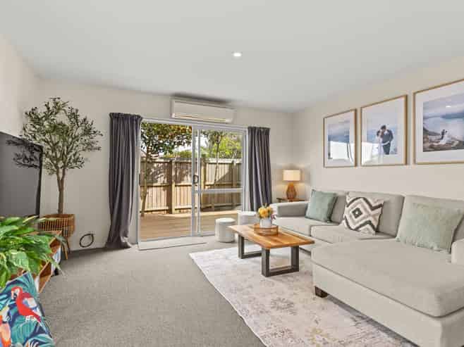 2/139 Brougham Street, Addington