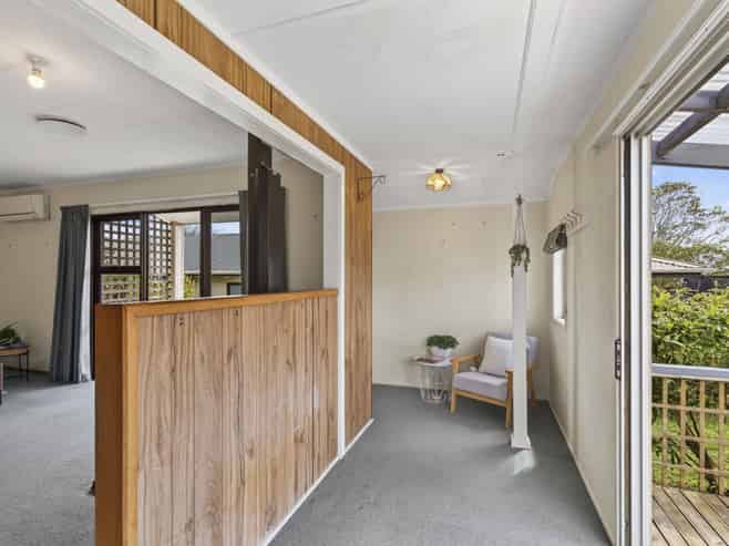 8 Silby Street, Waitara