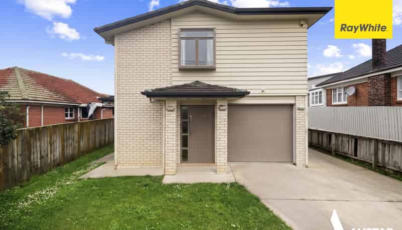 82 Oakdale Road, Mount Roskill