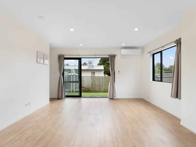 31 Eileen Newey Place, Henderson
