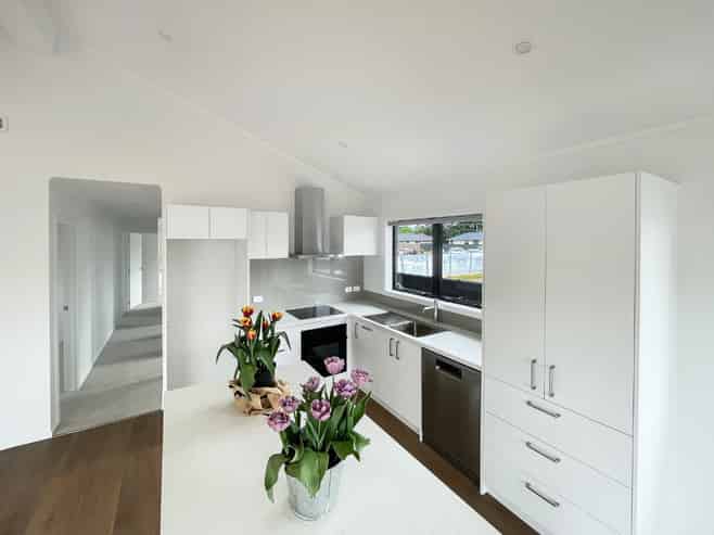 9 Puanani Green, Carterton