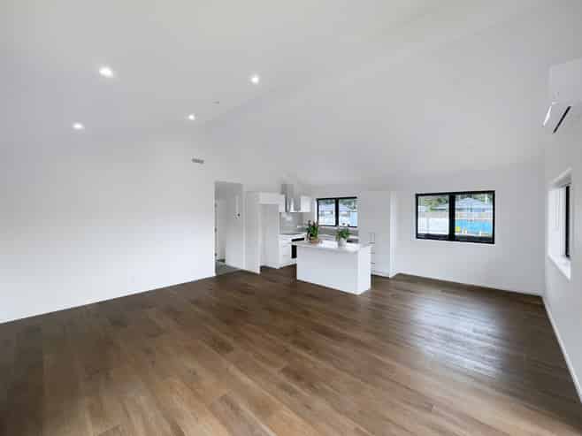 9 Puanani Green, Carterton