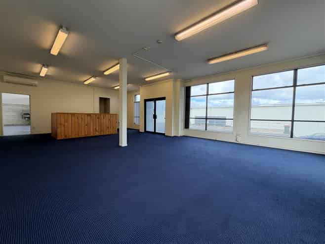 Available Now - 603sqm Mt Wellington Gem