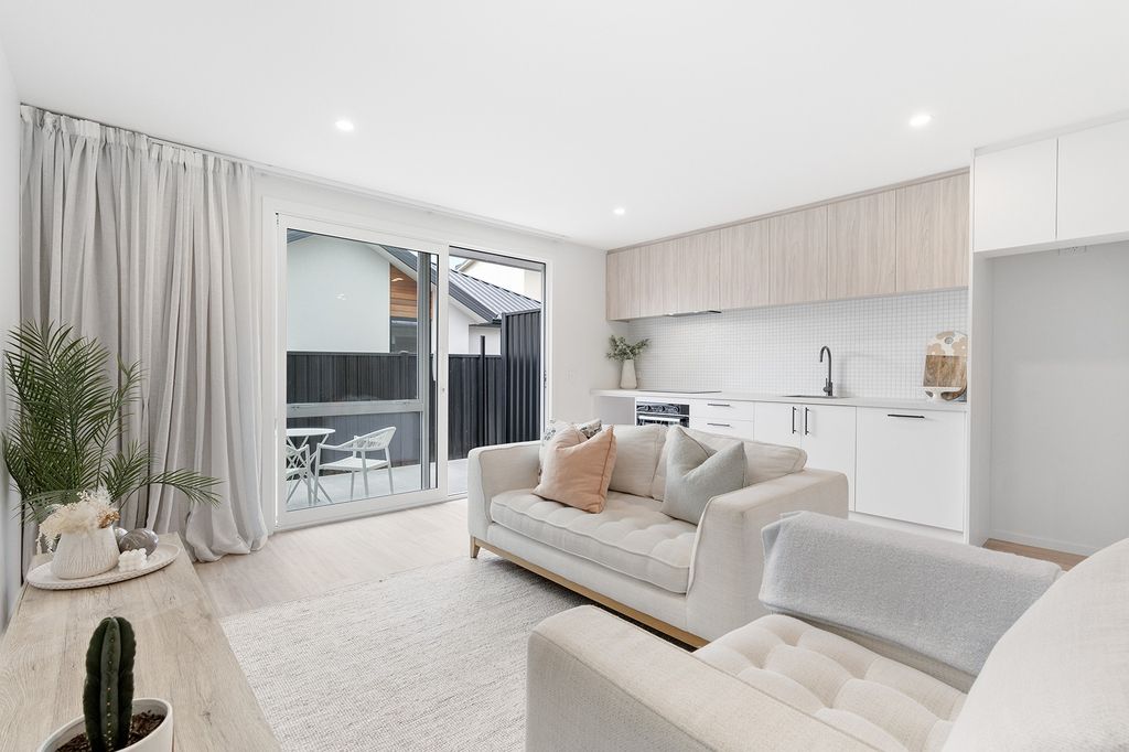 Modern 1 bedroom townhouse 3
