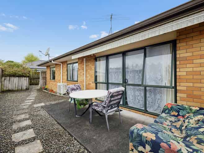 15 Emmerdale Avenue, Papakura