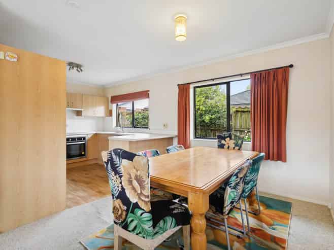 15 Emmerdale Avenue, Papakura